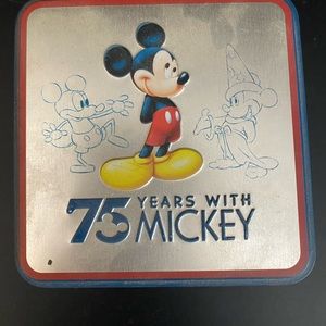 Disney 75 years with Mickey watch - NWT